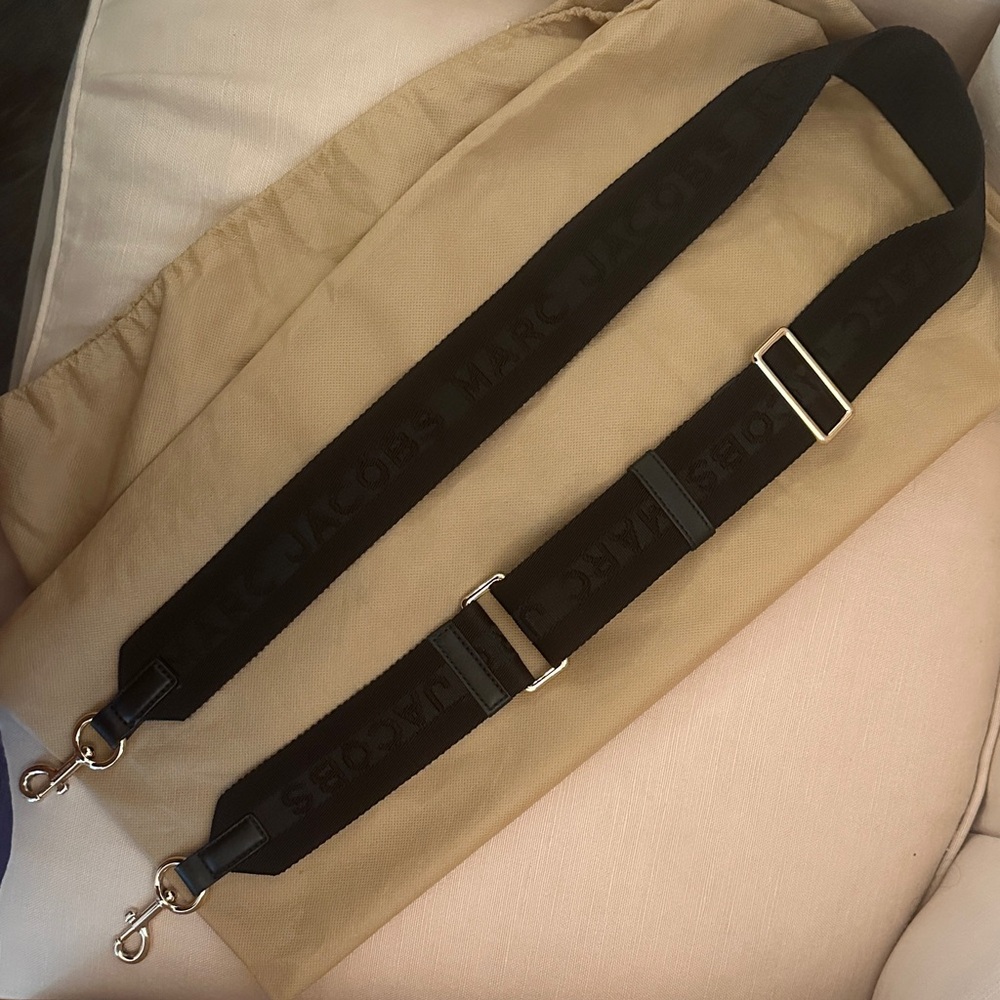 Marc Jacobs Black Strap for Purse